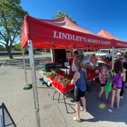 Burlington Farmers' Market - Burlington