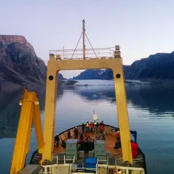Victoria Island Tundra - Cambridge Bay