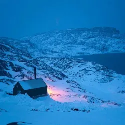 Victoria Island Tundra - Cambridge Bay