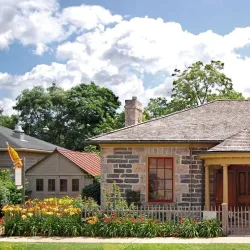 McDougall Cottage - Cambridge