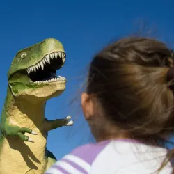 World's Largest Dinosaur - Drumheller