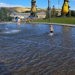 World's Largest Dinosaur - Drumheller