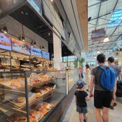 Local Artisans Market - Ferme Neuve