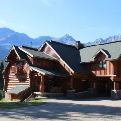 Island Lake Lodge - Fernie