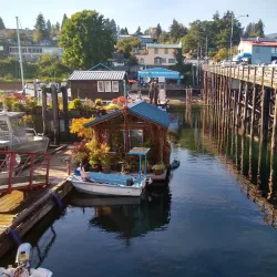 Gibsons Landing - Gibsons