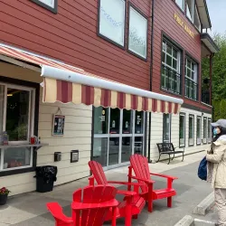 Gibsons Public Market - Gibsons