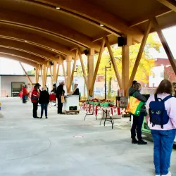 Granby Farmers' Market (Marché Public de Granby) - Granby