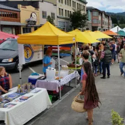 Humboldt Farmers' Market - Humboldt