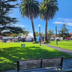 Humboldt Farmers' Market - Humboldt