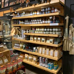 Local Artisan Shops - La Patrie