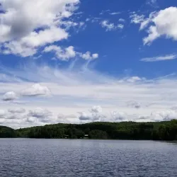 Eardley Escarpment - La Peche