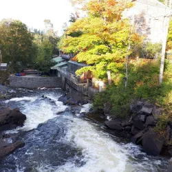 Wakefield Village - La Peche