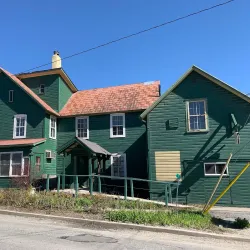 Wakefield Village - La Peche