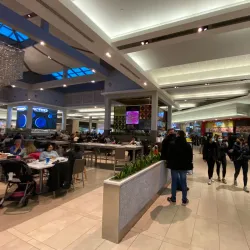 Shopping Centre Carrefour Laval - Laval