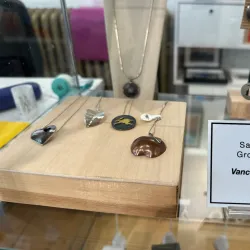 Local Art Galleries and Shops - Marathon