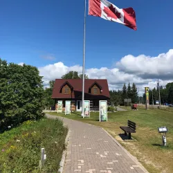 Wawa Goose Monument - Marathon