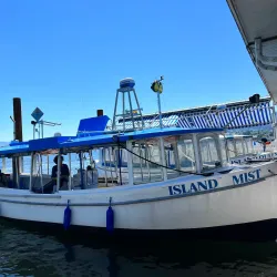 Dinghy Dock Pub - Nanaimo