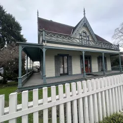 Irving House - New Westminster