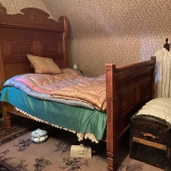 Irving House - New Westminster