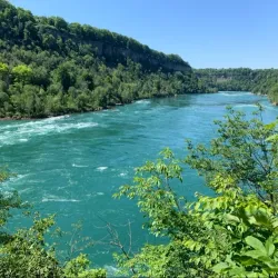 Niagara Glen Nature Reserve - Niagara Falls