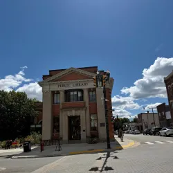 Town Hall and Memorial Square - Orangeville