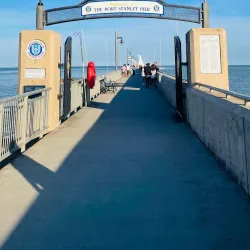 Port Stanley Lighthouse - Port Stanley
