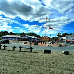 Port Stanley Lighthouse - Port Stanley