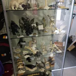 Local Craft Shops - Sanikiluaq