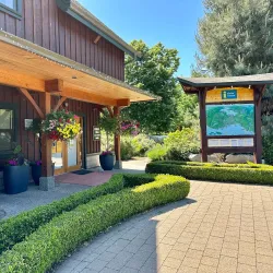 Sechelt Visitor Centre - Sechelt