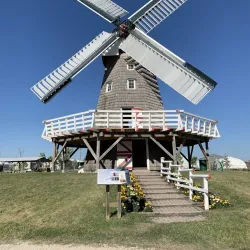 Menno Home Heritage Village - Steinbach