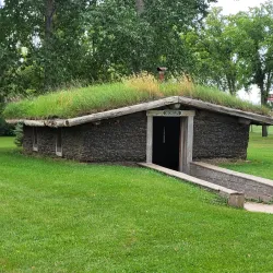Menno Home Heritage Village - Steinbach