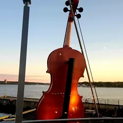 Big Fiddle (The Barra MacNeils Fiddle Monument) - Sydney