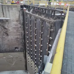 Welland Canal Locks - Thorold