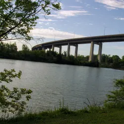 Welland Canal Parkway Trail - Thorold