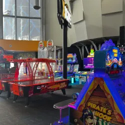 Cineplex Cinemas Vaughan - Vaughan