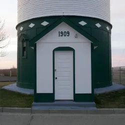 Weyburn Water Tower - Weyburn