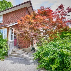 Brooklin Village - Whitby