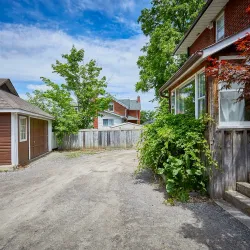 Brooklin Village - Whitby