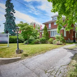 Brooklin Village - Whitby