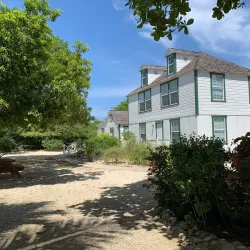 Mission House Museum - Bodden Town