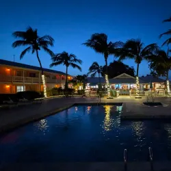 Bloody Bay Marine Park - East End