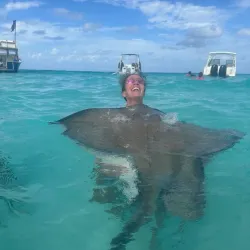 Coral Reef Divers - Seven Mile Beach