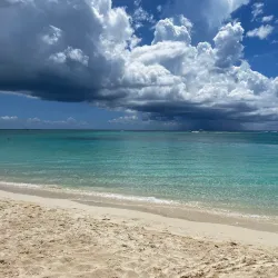 Governor's Beach - Seven Mile Beach