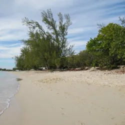 Governor's Beach - Seven Mile Beach