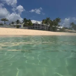 Seven Mile Public Beach Park - Seven Mile Beach