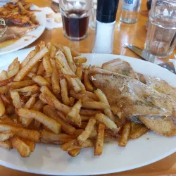 Local Seafood Restaurants - Chonchi