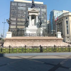 Plaza Sotomayor - Valparaiso
