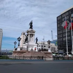 Plaza Sotomayor - Valparaiso