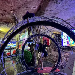 Seven Star Cave - Guilin