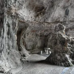 Seven Star Cave - Guilin